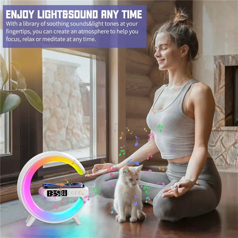 Kabelloses Ladegerät Lautsprecher TF Karte RGB Nachtlicht Lampe Wecker Schnellladestation für iPhone Samsung Xiaomi